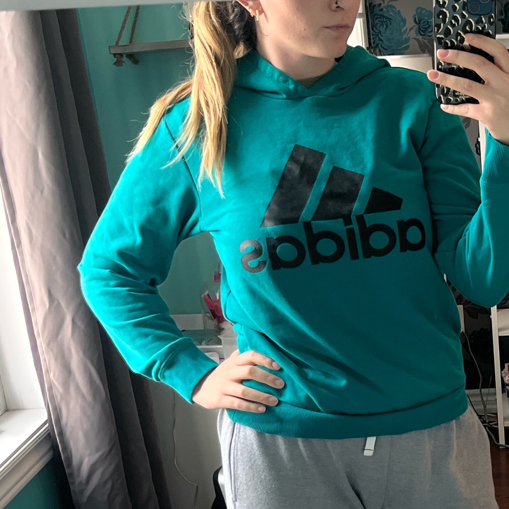 ADIDAS SWEATER